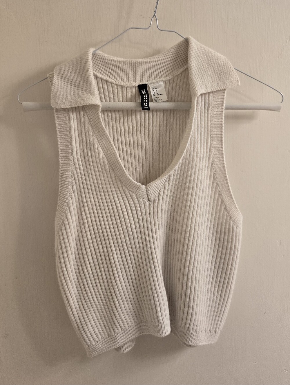 H&M Cream Ribbed Knit Sleeveless Vest Top